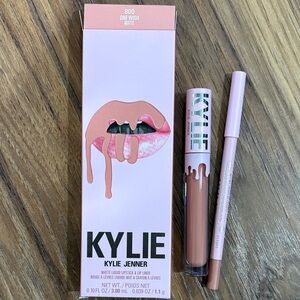 Kylie Jenner Matte Lip Kit in one wish